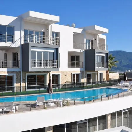 1 Apart At Kusadasi Village Apartman