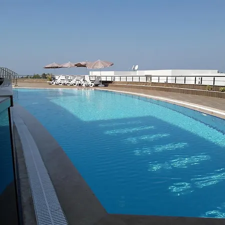 1 Apart At Kusadasi Village Apartman
